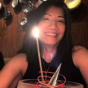 Meet your Posher, Lara